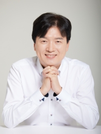 강원석 시인